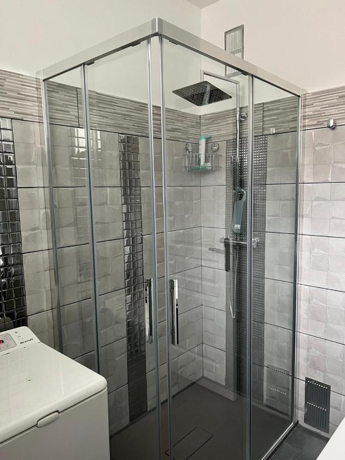 Gorgeous 2 Bedrooms Holiday Apartement Ницца Экстерьер фото