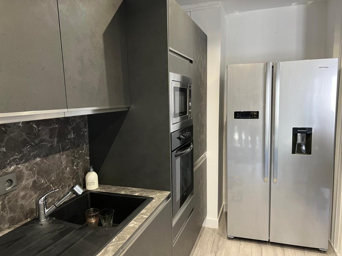 Gorgeous 2 Bedrooms Holiday Apartement Ницца Экстерьер фото
